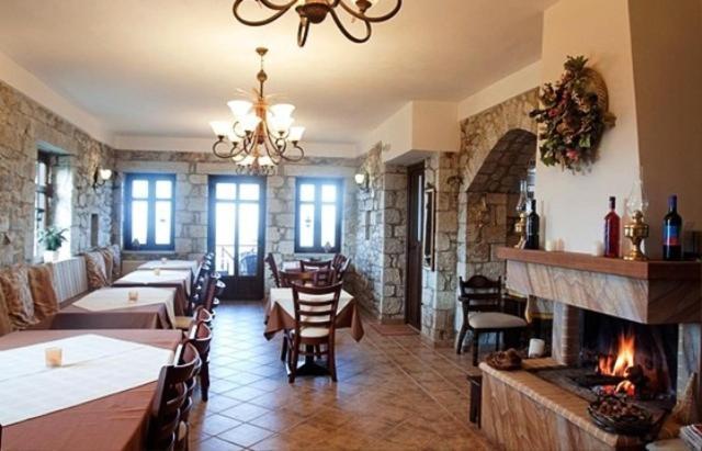 Varvítsa Meterizi Guesthouse מראה חיצוני תמונה